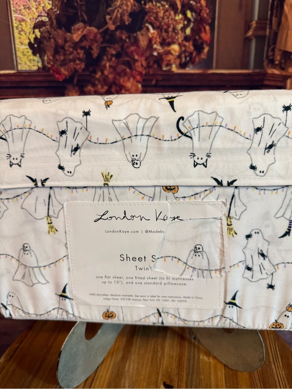 Ghost Trick or Treat Twin Sheet Set Halloween Summerween NWT London Kaye